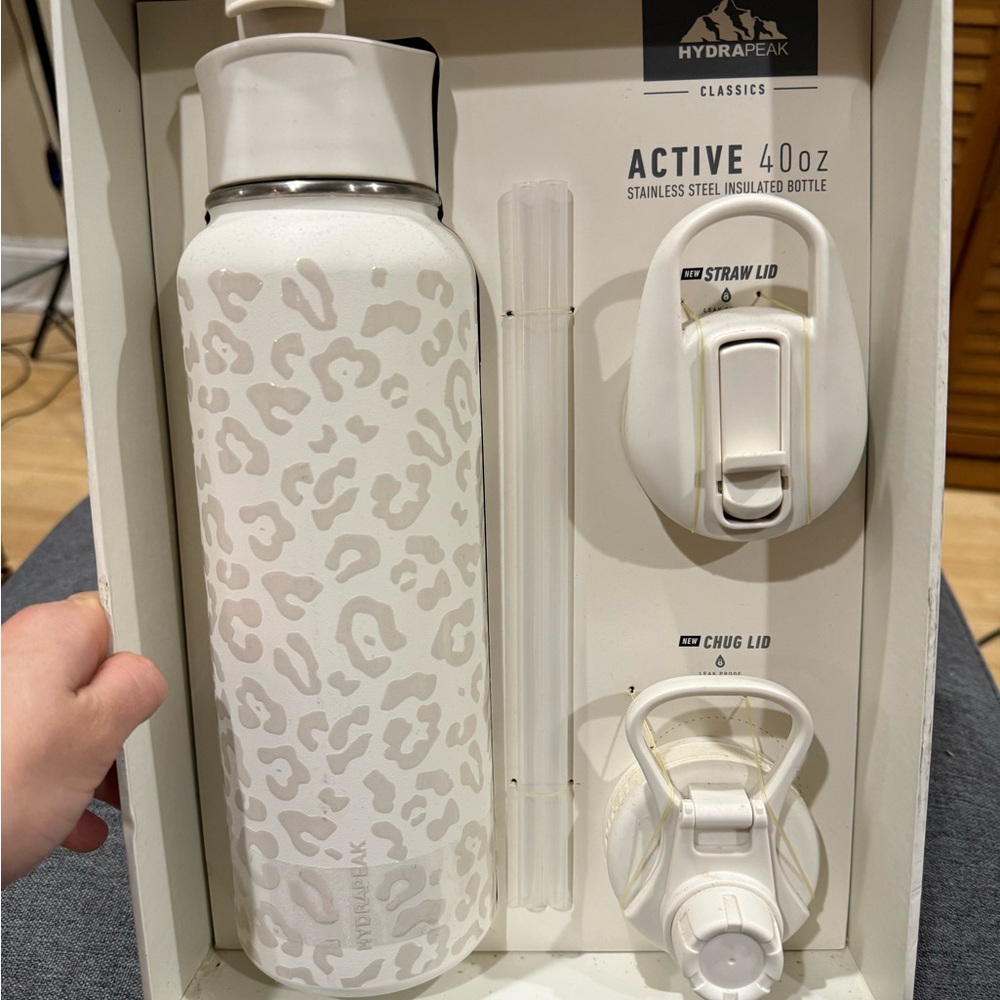 Hydrapeak White Leopard Insulated Water Bottle